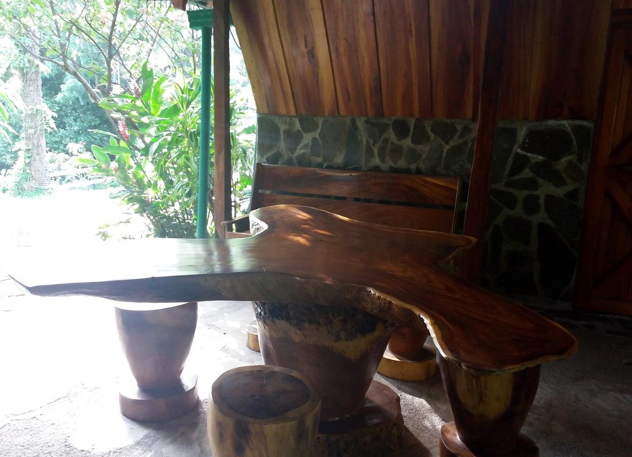 Rancho De Lelo Ecolodge Monteverde Exterior photo