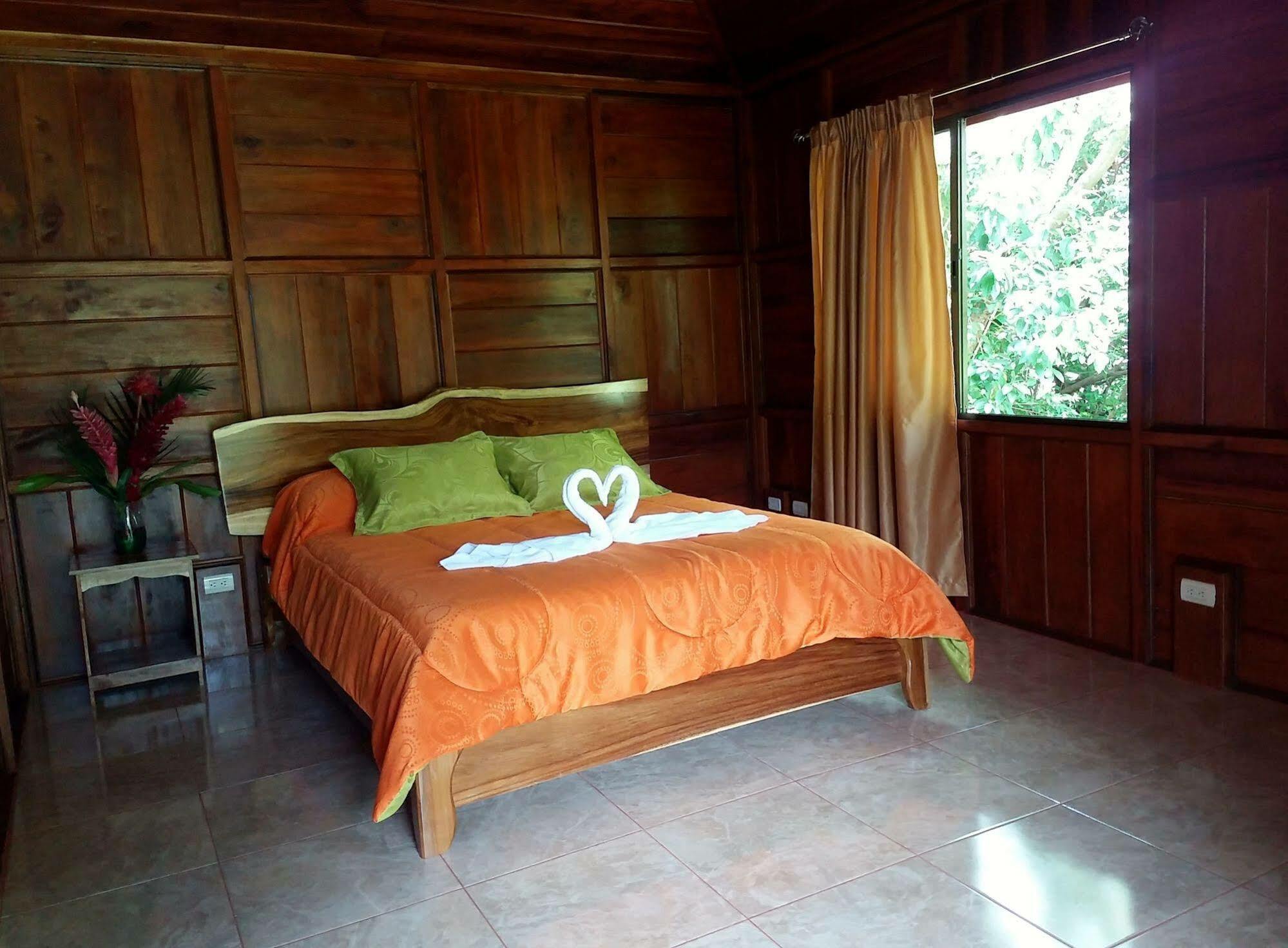 Rancho De Lelo Ecolodge Monteverde Exterior photo