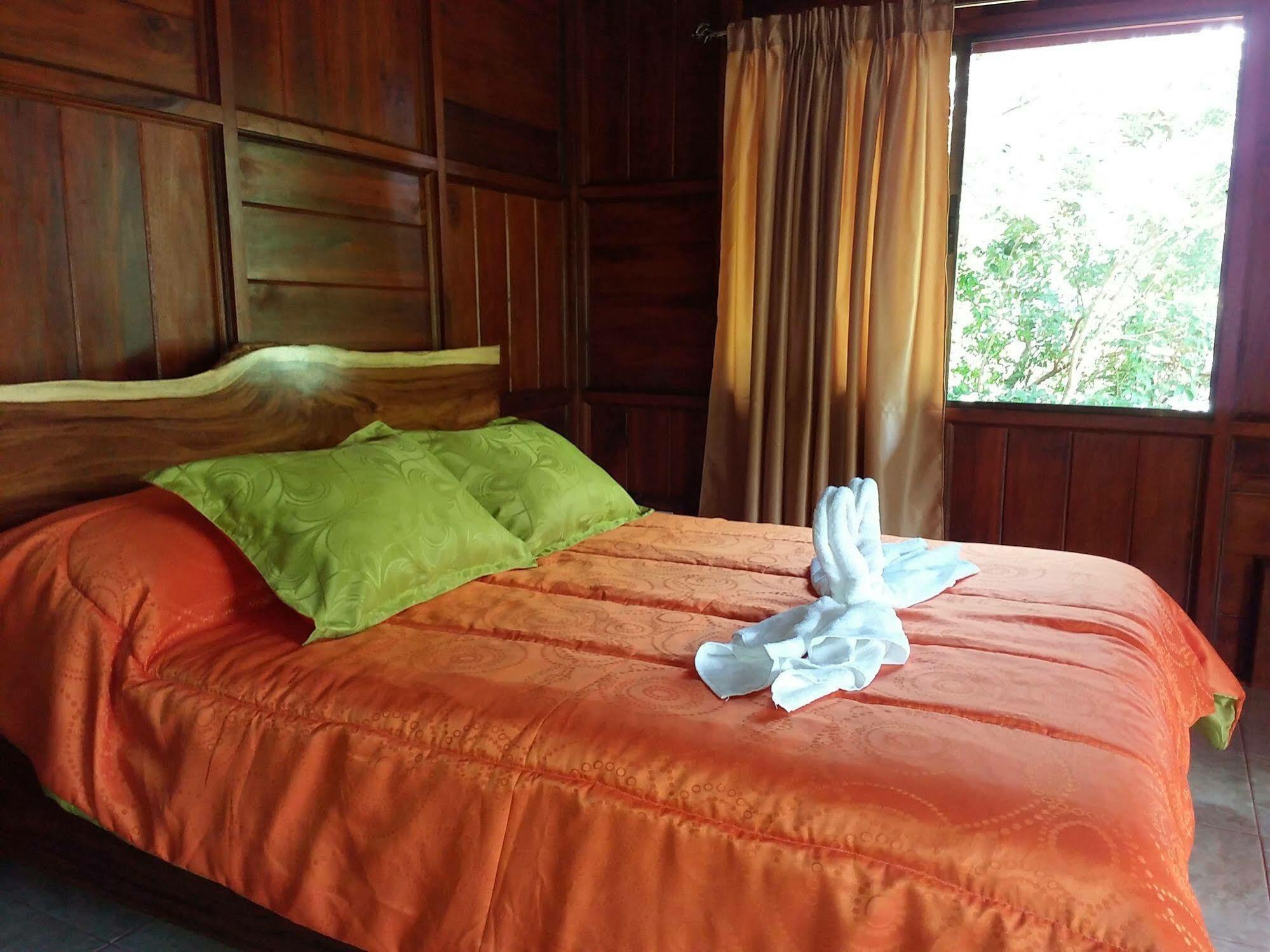 Rancho De Lelo Ecolodge Monteverde Exterior photo