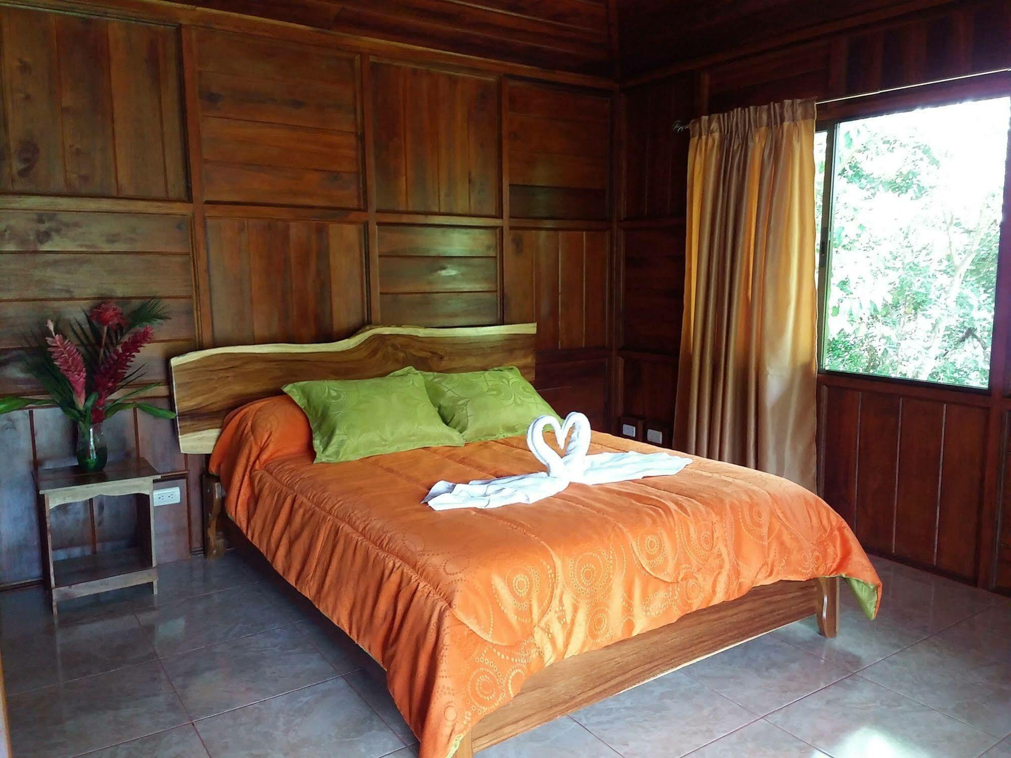 Rancho De Lelo Ecolodge Monteverde Exterior photo