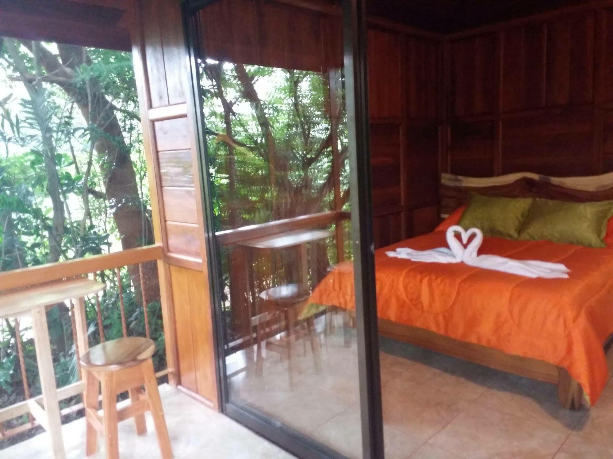 Rancho De Lelo Ecolodge Monteverde Exterior photo