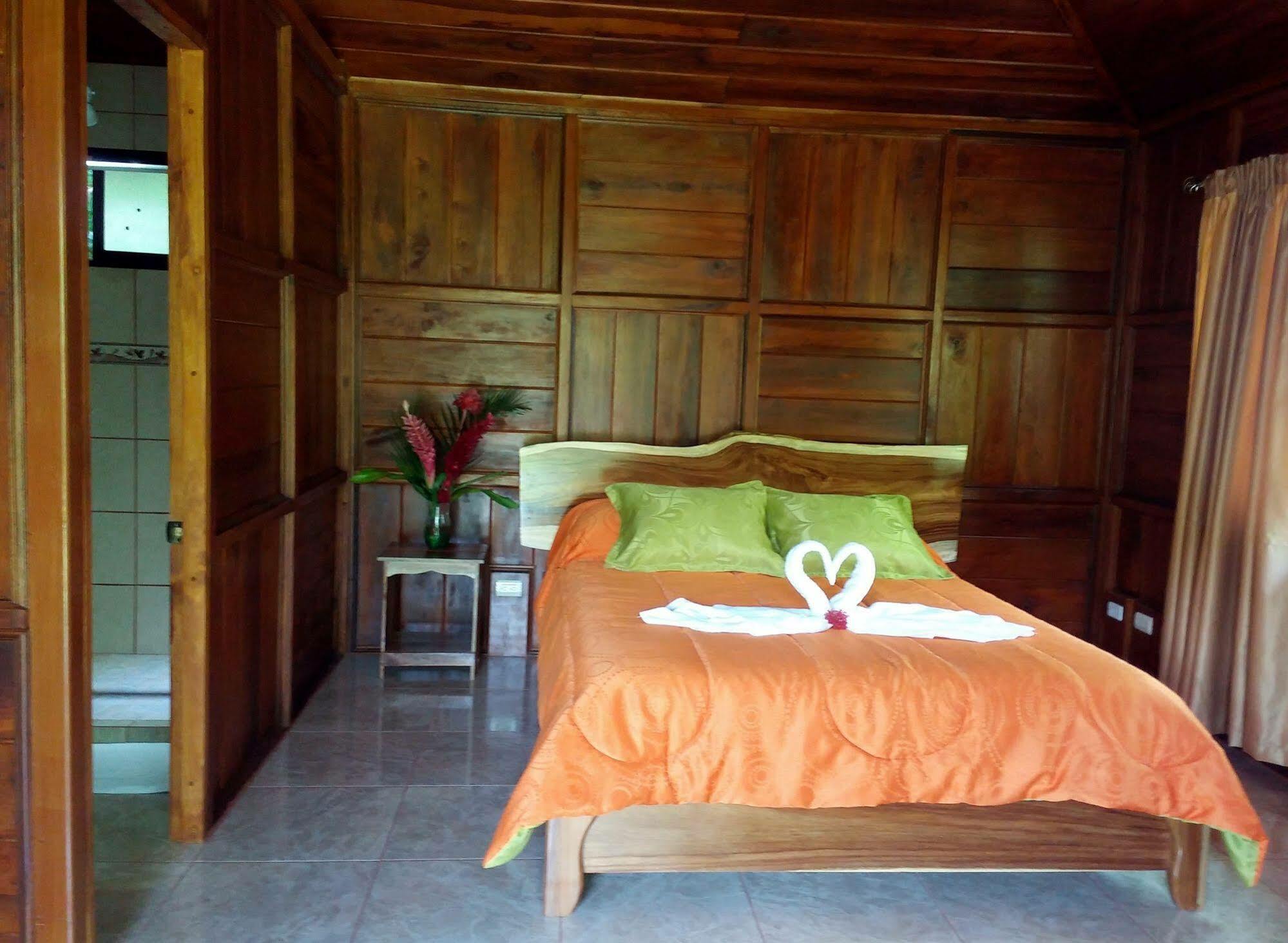 Rancho De Lelo Ecolodge Monteverde Exterior photo